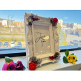 декоративна рамка за снимки с епокдисна смола рози и шишарки