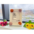 рамка за снимки с лилави рози и цветя