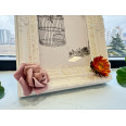 ръчно изработена рамка за снимки с лилави рози