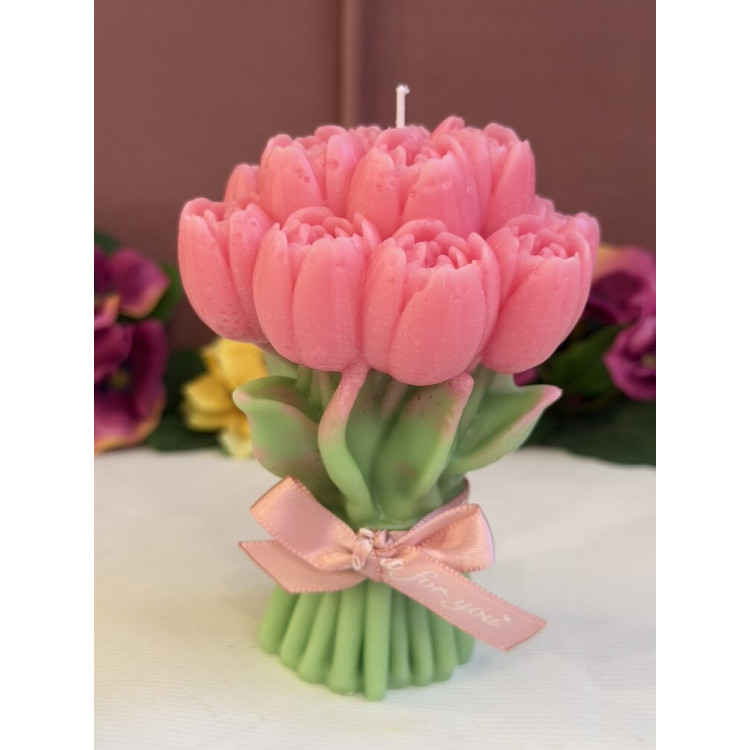 Ароматна свещ от соев и пчелен восък Букет Рози М647