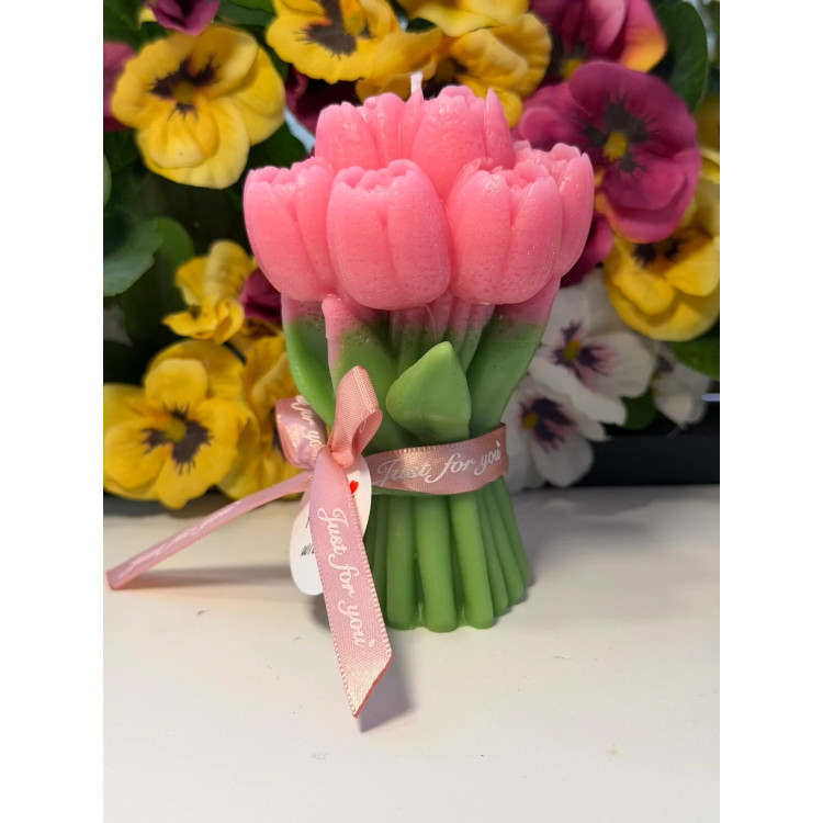 Ароматна свещ от соев и пчелен восък Букет Рози М719