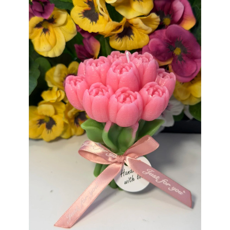 Ароматна свещ от соев и пчелен восък Букет Рози М719