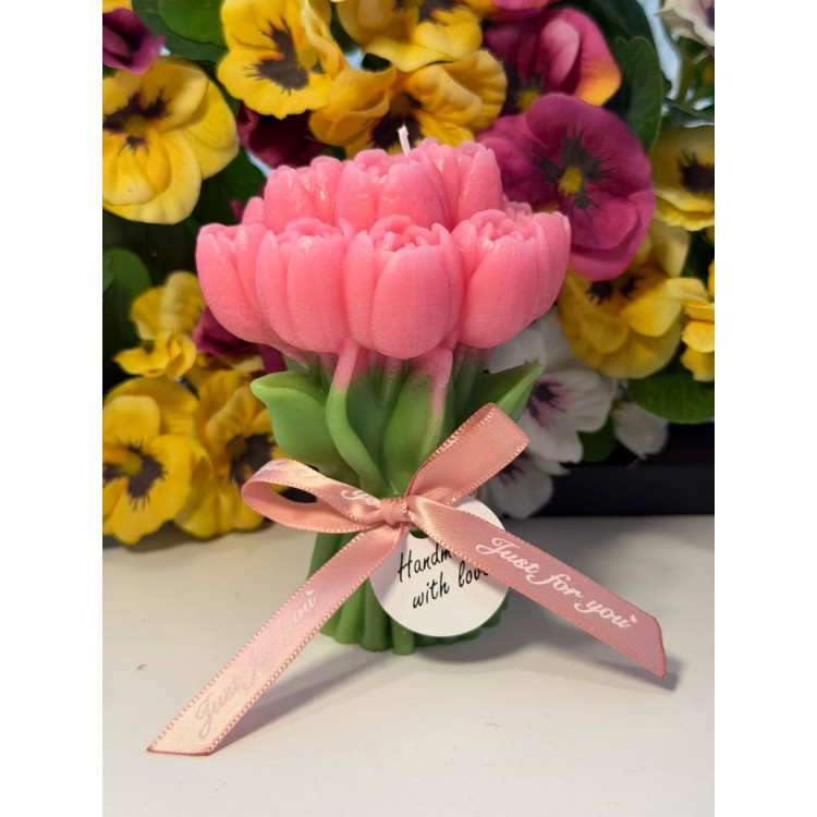 Ароматна свещ от соев и пчелен восък Букет Рози М719