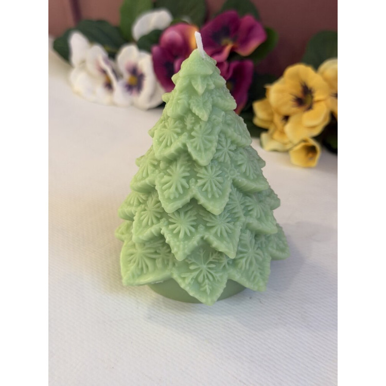 Ароматна свещ от соев и пчелен восък Елха М653