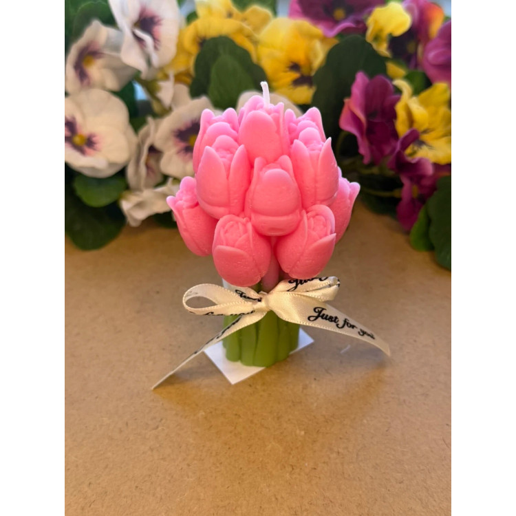 Ароматна свещ от соев и пчелен восък Лалета М447