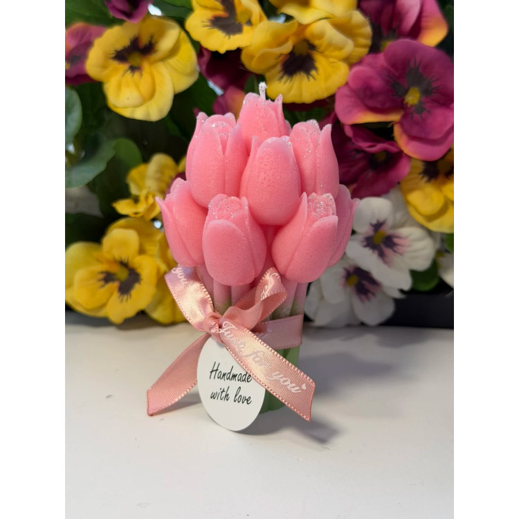 Ароматна свещ от соев и пчелен восък Лалета М447