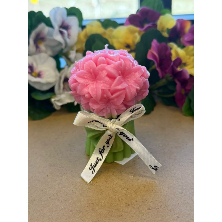 Ароматна свещ от соев и пчелен восък Лилиум М657