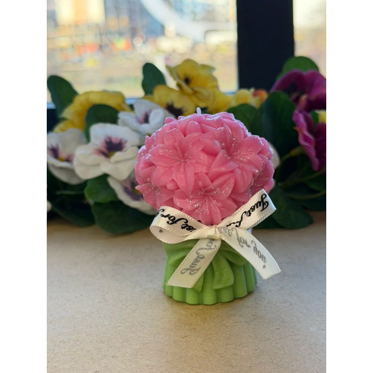 Ароматна свещ от соев и пчелен восък Лилиум М717