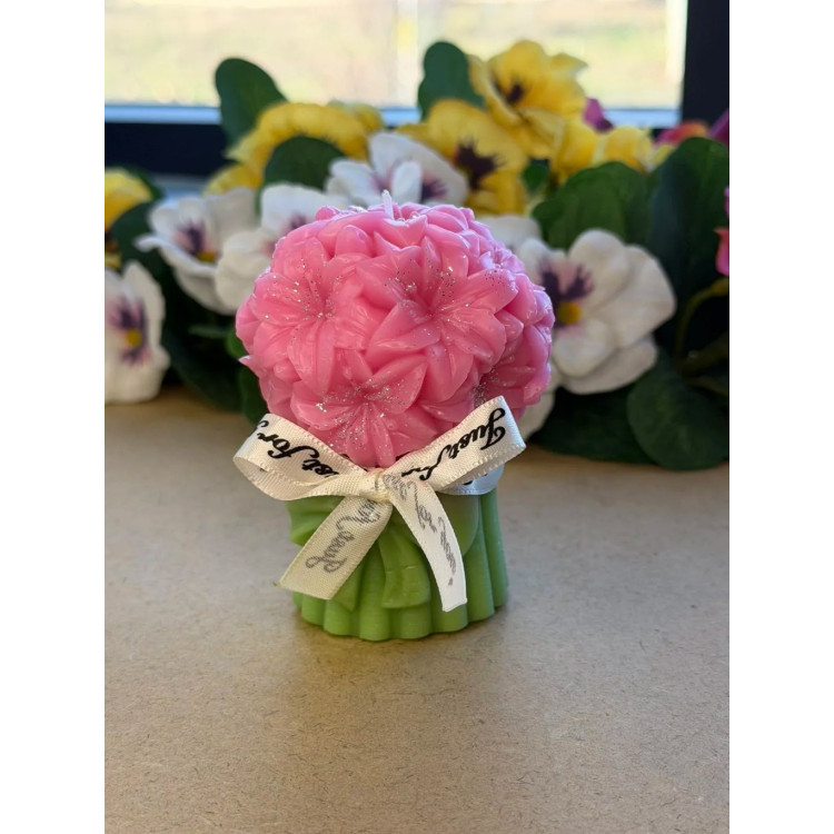 Ароматна свещ от соев и пчелен восък Лилиум М717