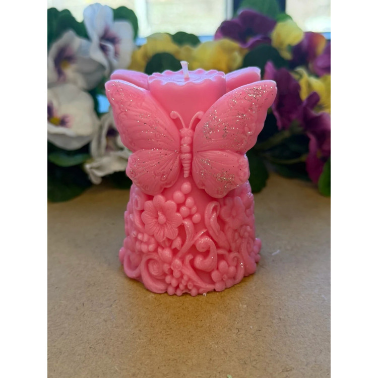 Ароматна свещ от соев и пчелен восък Пеперуди М650