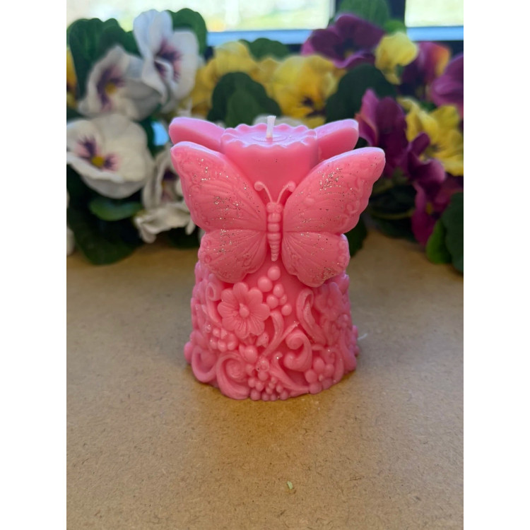 Ароматна свещ от соев и пчелен восък Пеперуди М650