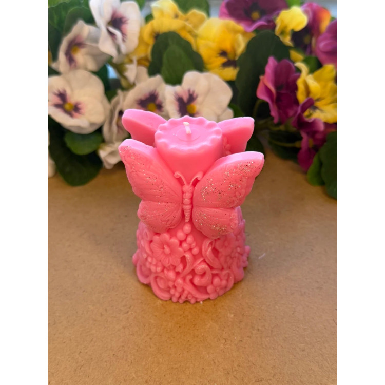 Ароматна свещ от соев и пчелен восък Пеперуди М650