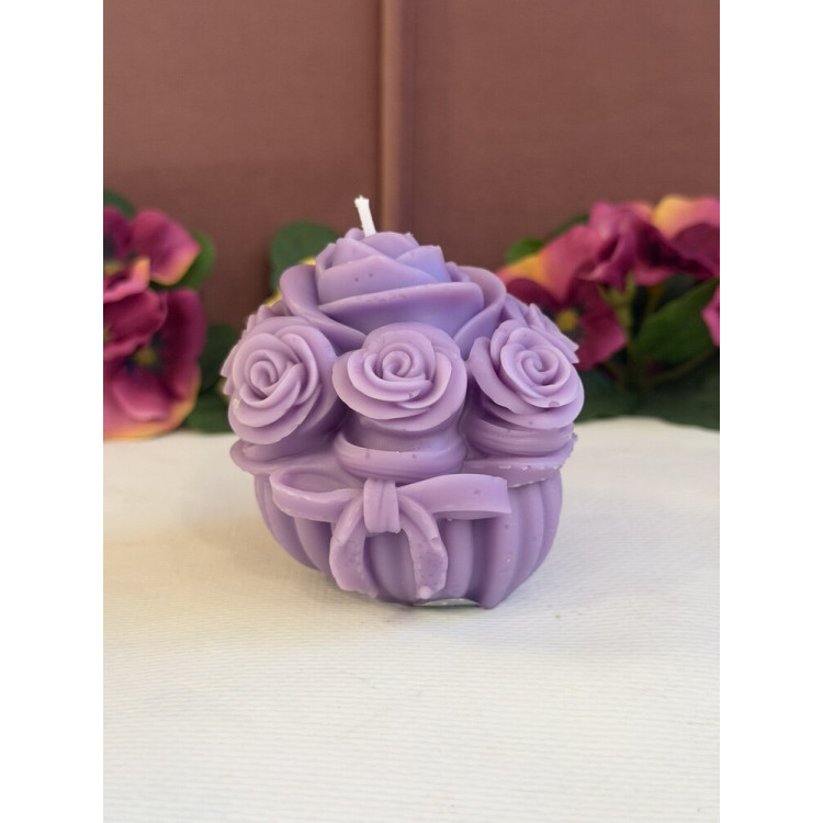 Ароматна свещ от соев и пчелен восък Рози М649