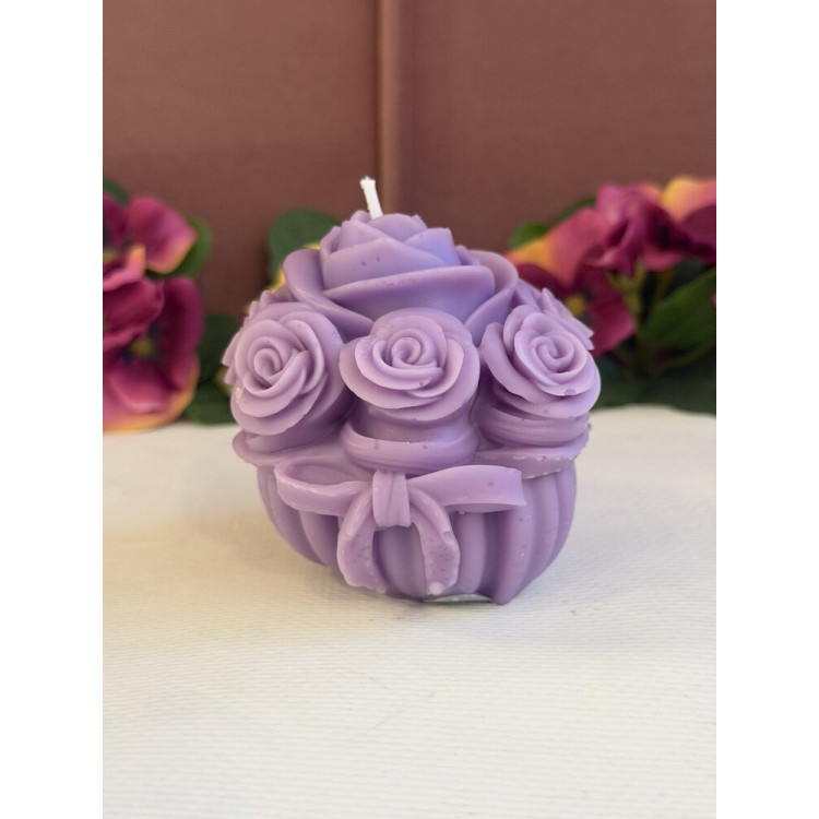 Ароматна свещ от соев и пчелен восък Рози М649