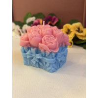 Ароматна свещ от соев и пчелен восък Рози М652