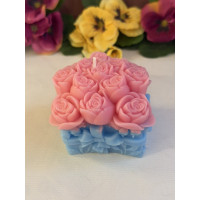 Ароматна свещ от соев и пчелен восък Рози М652