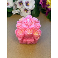 Ароматна свещ от соев и пчелен восък Рози М711