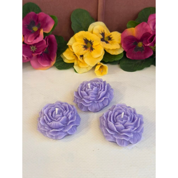 Ароматна свещ от соев и пчелен восък Цвете М655