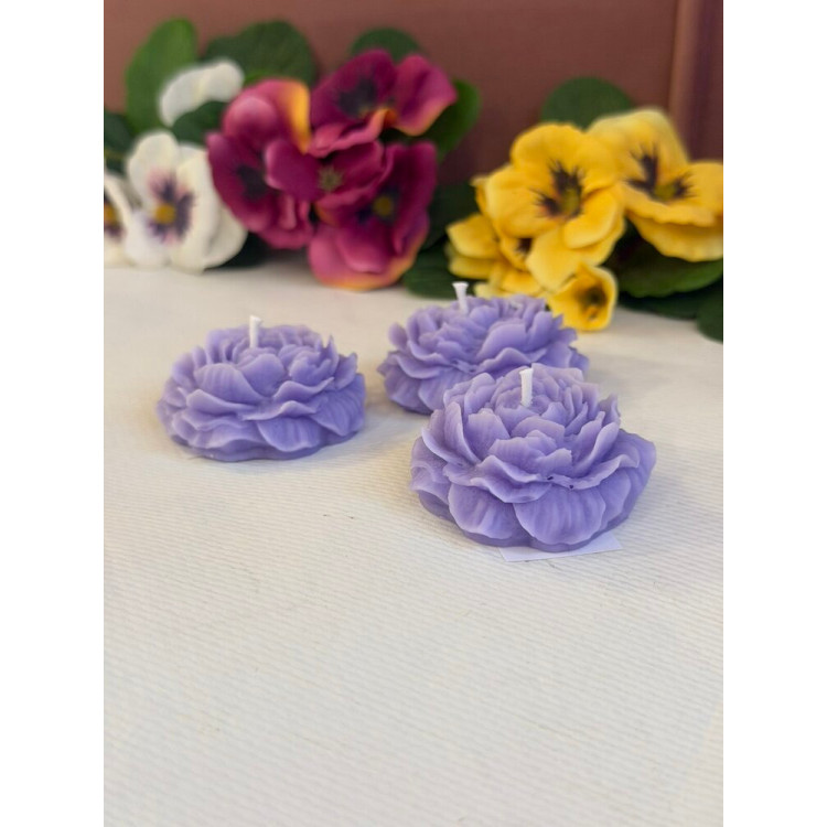 Ароматна свещ от соев и пчелен восък Цвете М655