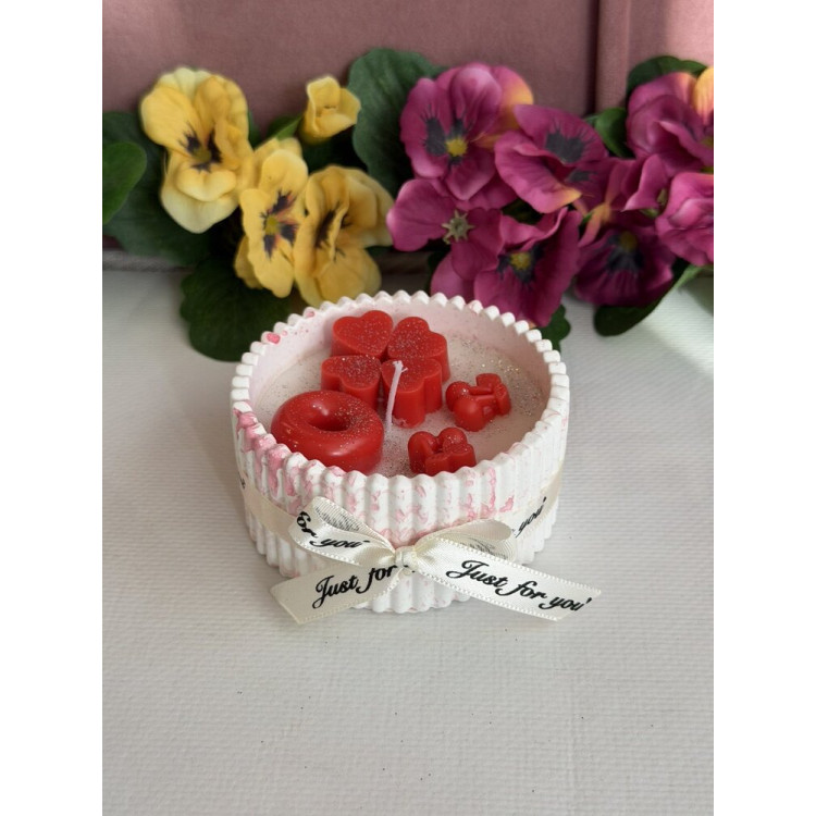 Ароматна свещ от соев и пчелен восък в кашпа М666