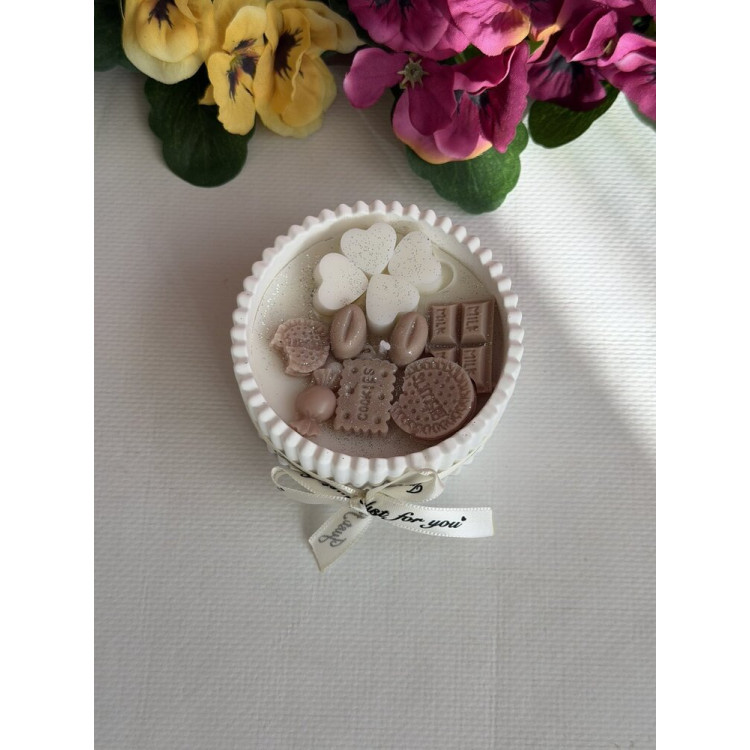 Ароматна свещ от соев и пчелен восък в кашпа М673