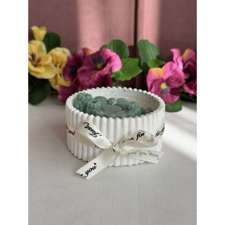 Ароматна свещ от соев и пчелен восък в кашпа М674