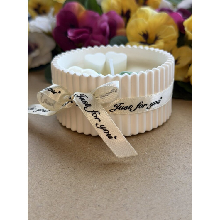 Ароматна свещ от соев и пчелен восък в кашпа М677