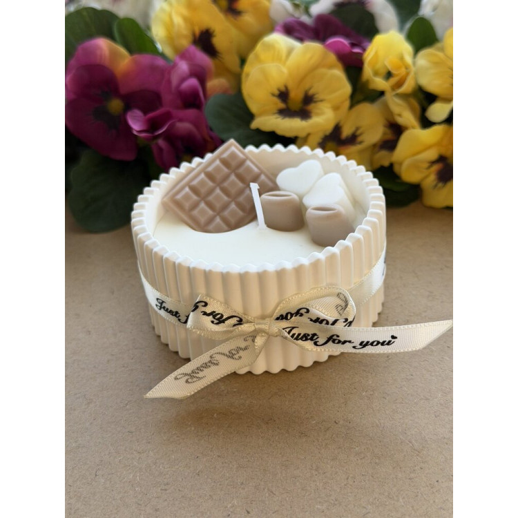 Ароматна свещ от соев и пчелен восък в кашпа М688