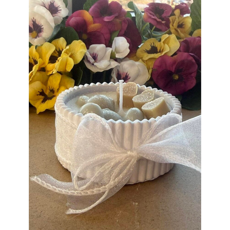 Ароматна свещ от соев и пчелен восък в кашпа М697