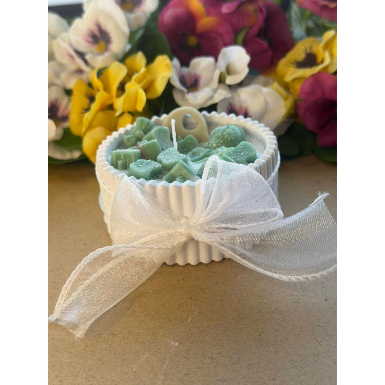 Ароматна свещ от соев и пчелен восък в кашпа М698