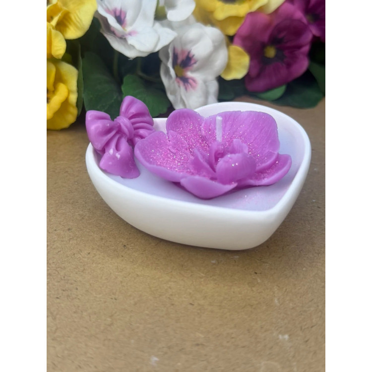 Ароматна свещ от соев и пчелен восък в кашпа М707