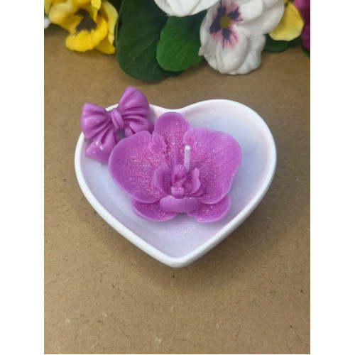 Ароматна свещ от соев и пчелен восък в кашпа М707