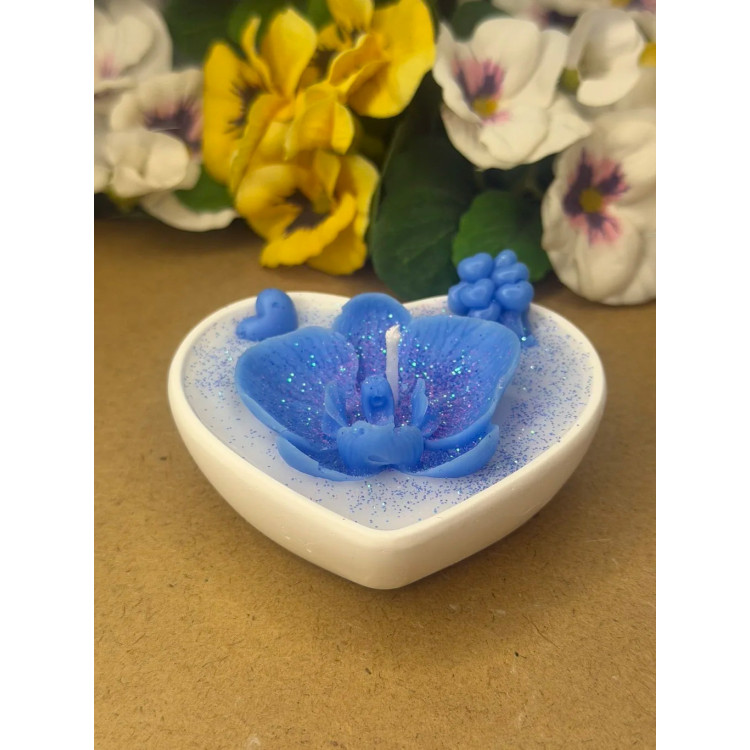 Ароматна свещ от соев и пчелен восък в кашпа М709