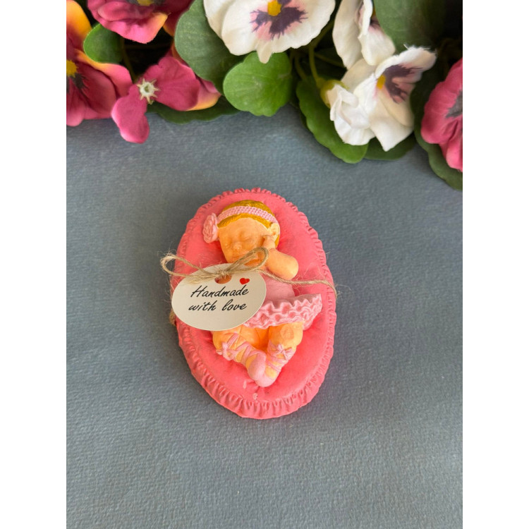 Гипсокерамична фигурка Бебе Момиче