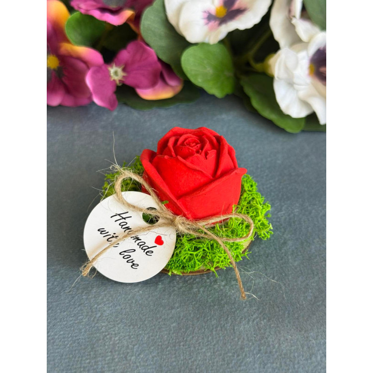 Гипсокерамична фигурка Роза