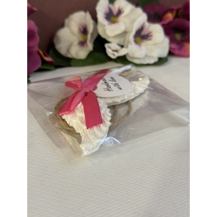 Гипсокерамична висулка Ангелски Крила Роз 2