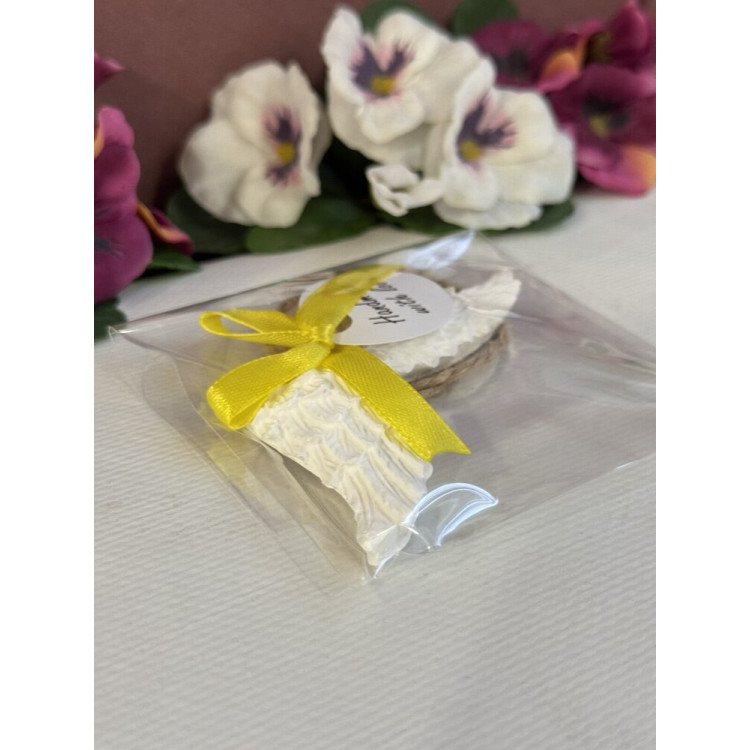 Гипсокерамична висулка Ангелски Крила Жъл