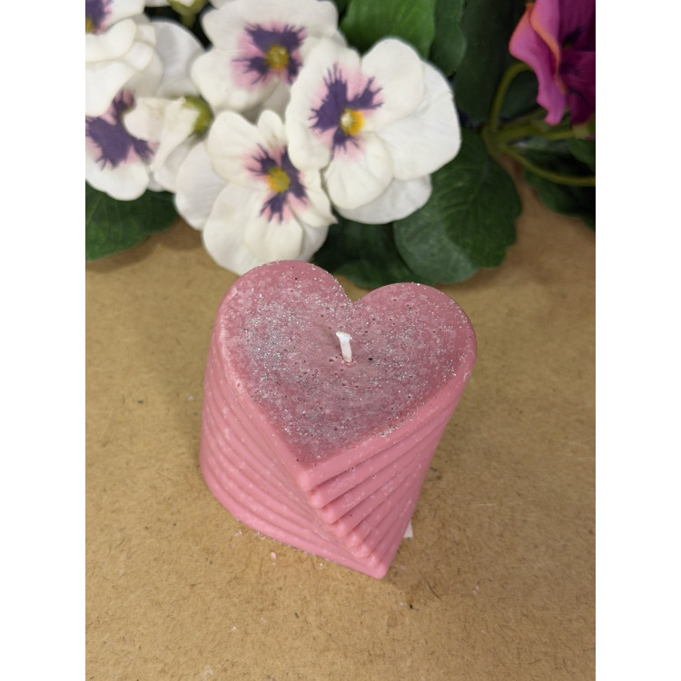 Ароматна свещ от соев восък Сърца М209