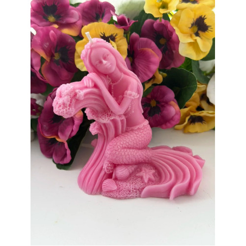 Ароматна свещ от соев и пчелен восък Русалка М394