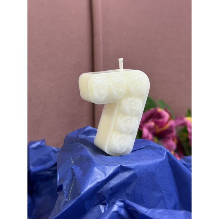 Натурална свещ за Рожден Ден цифра 7