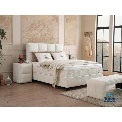 Тапицирано легло Amore с матрак