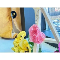 Ключодържател Сърце от рози червено с цветенца