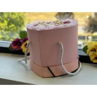 Кутия сърце със сапунени рози K79