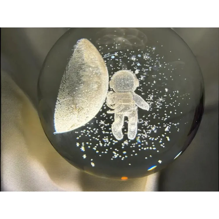 Нощна лампа Космонавт с луна 3D голяма